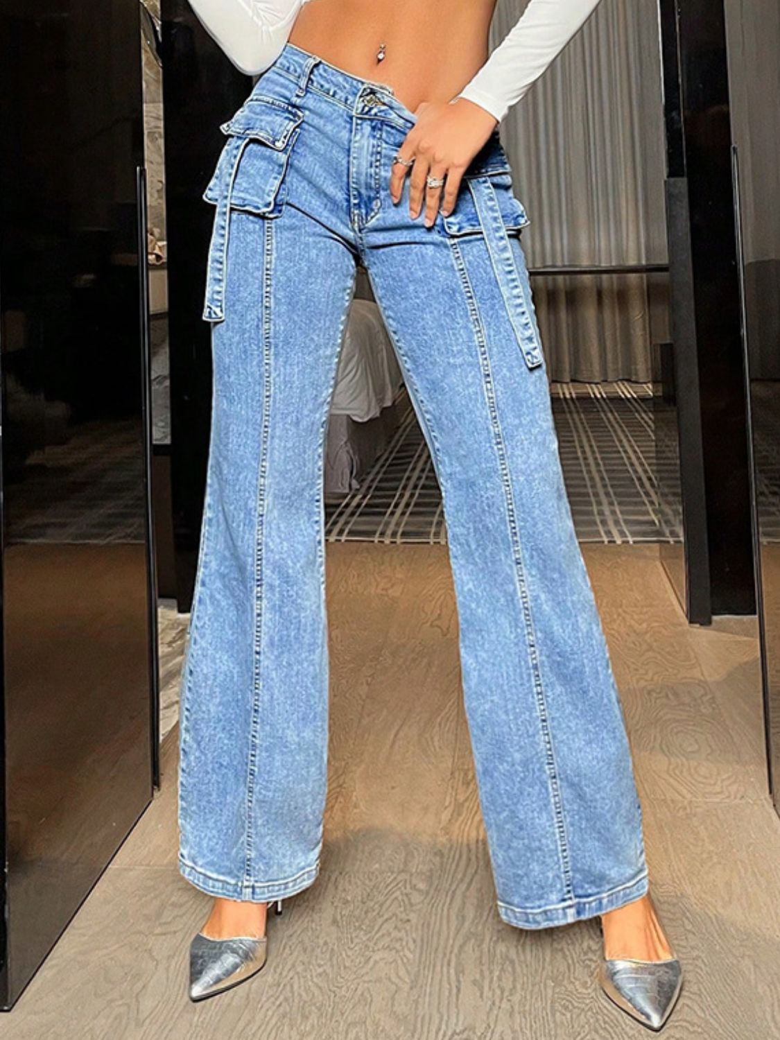 Women’s Mid Rise Straight Cargo Jeans