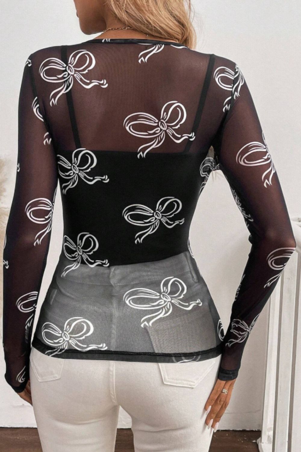 Women's Bow Round Neck Long Sleeve Top