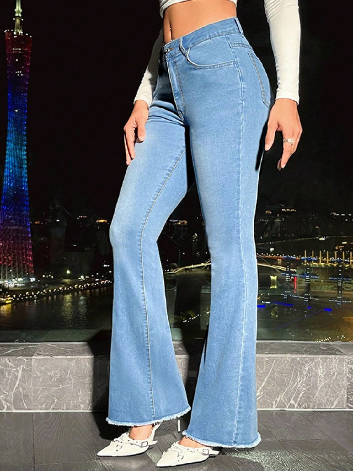 Women’s Raw Hem Bootcut Jeans