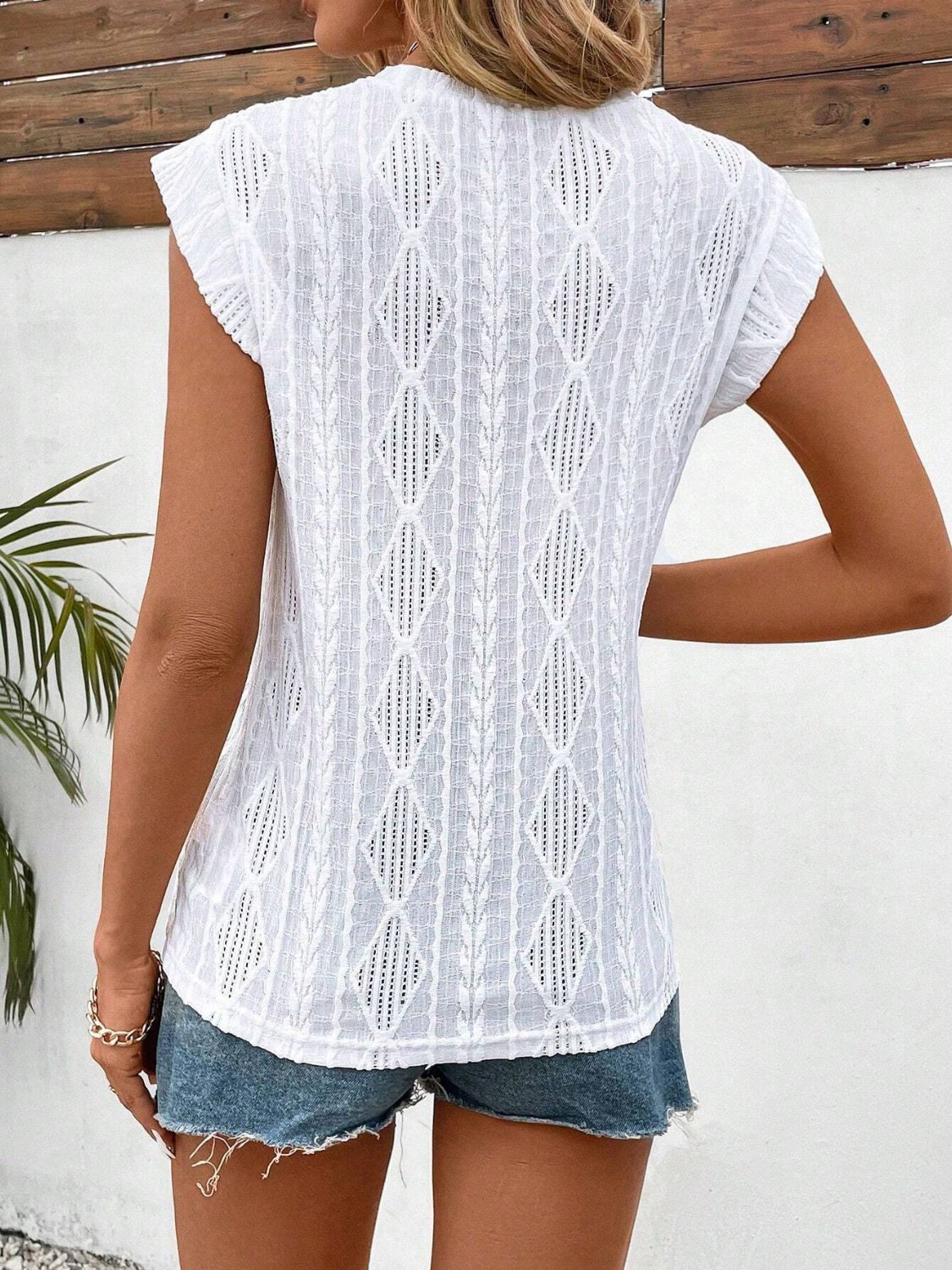 Women's Eyelet Round Neck Cap Sleeve Top