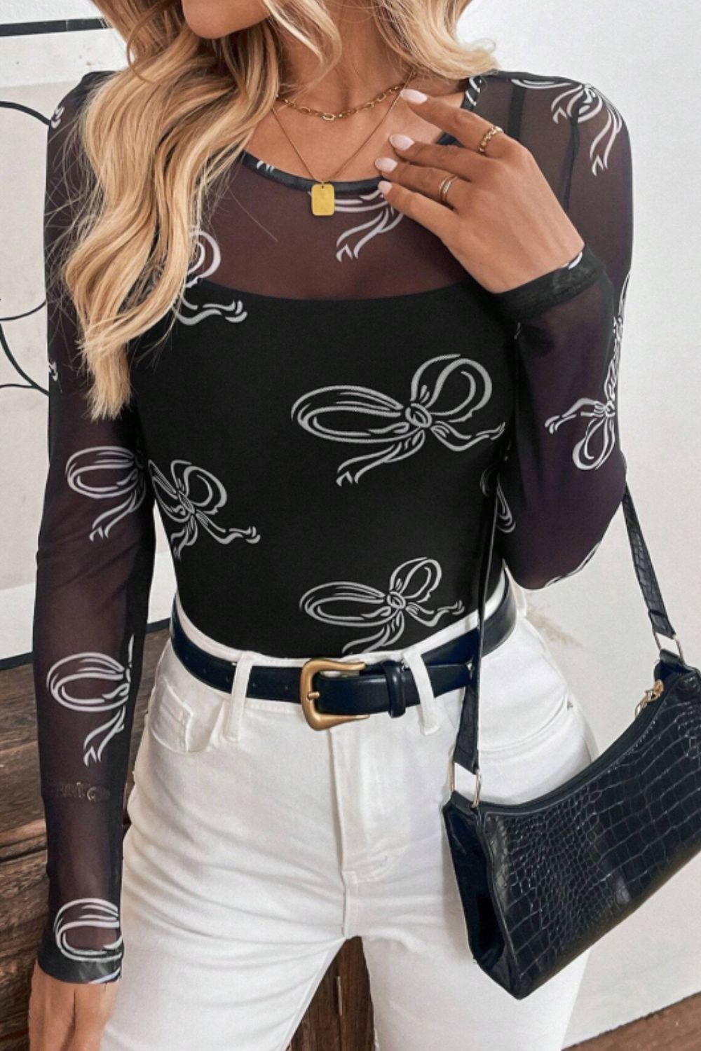 Women's Bow Round Neck Long Sleeve Top