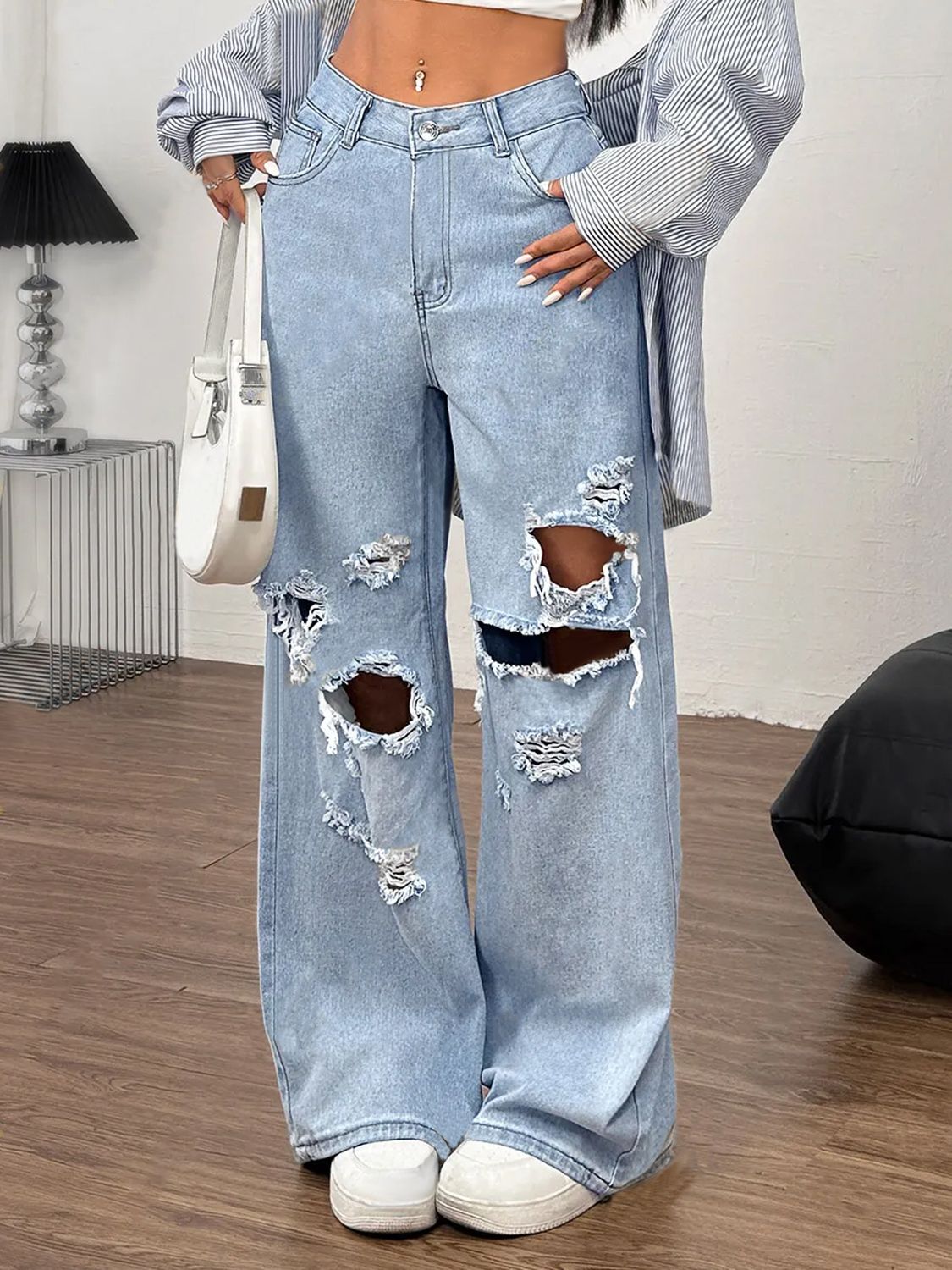 Women's Distressed Wide Leg Jeans