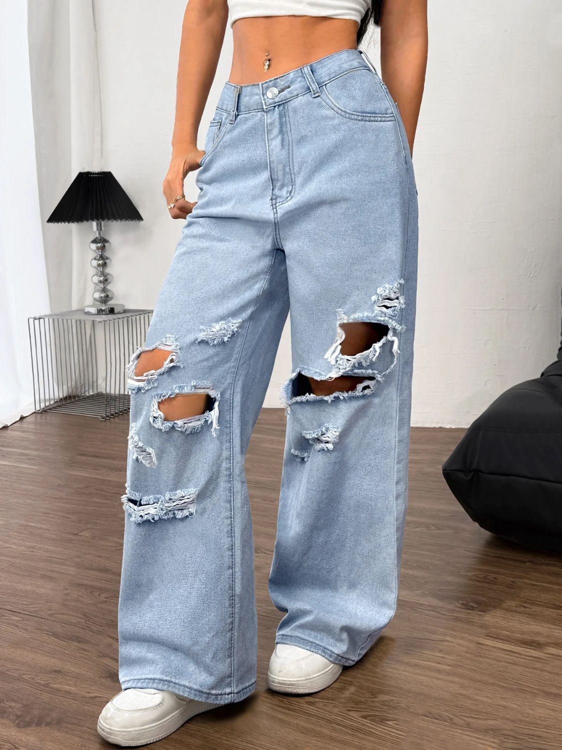 Women's Distressed Wide Leg Jeans