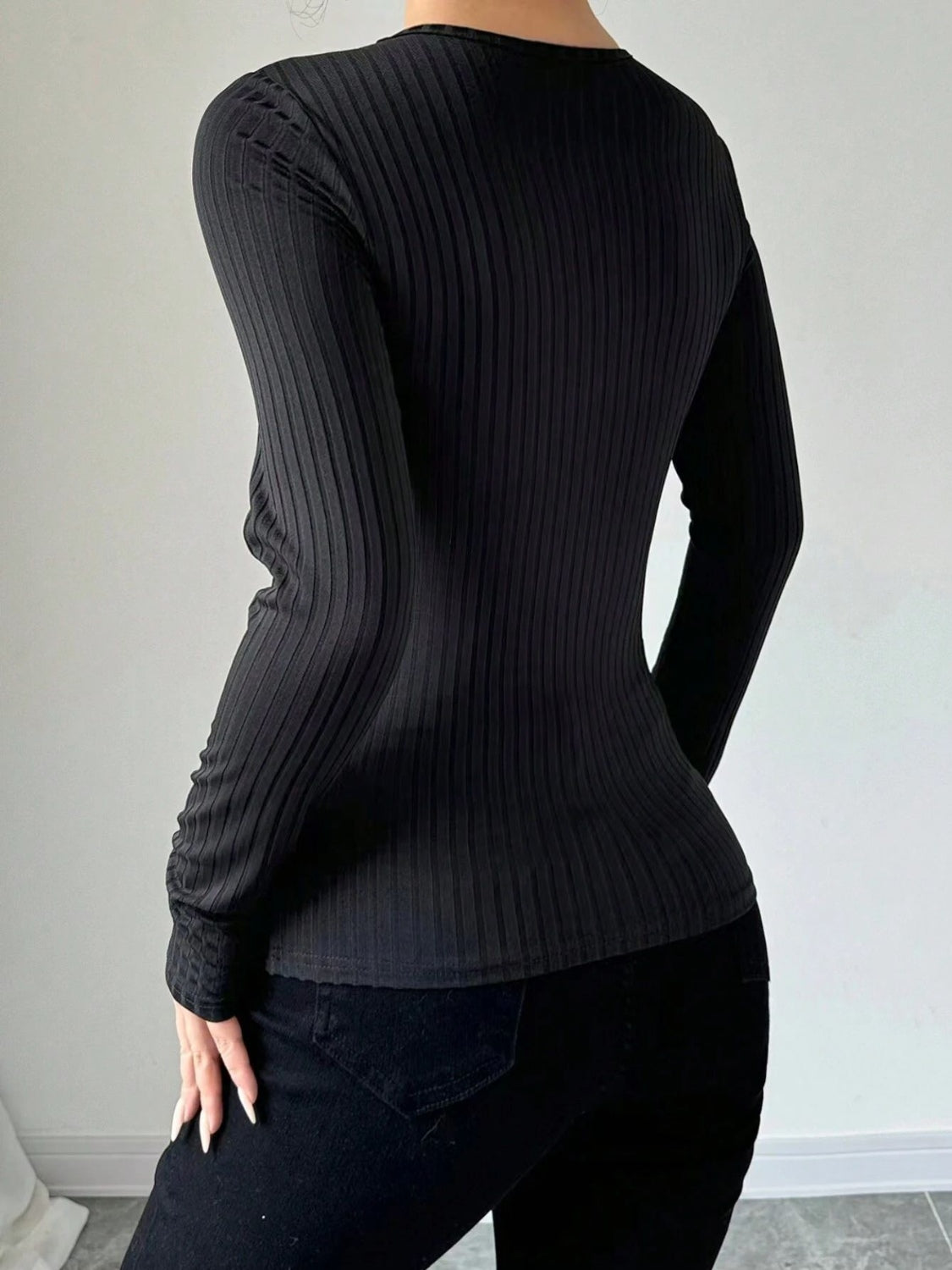 Women's Mesh Round Neck Long Sleeve Top