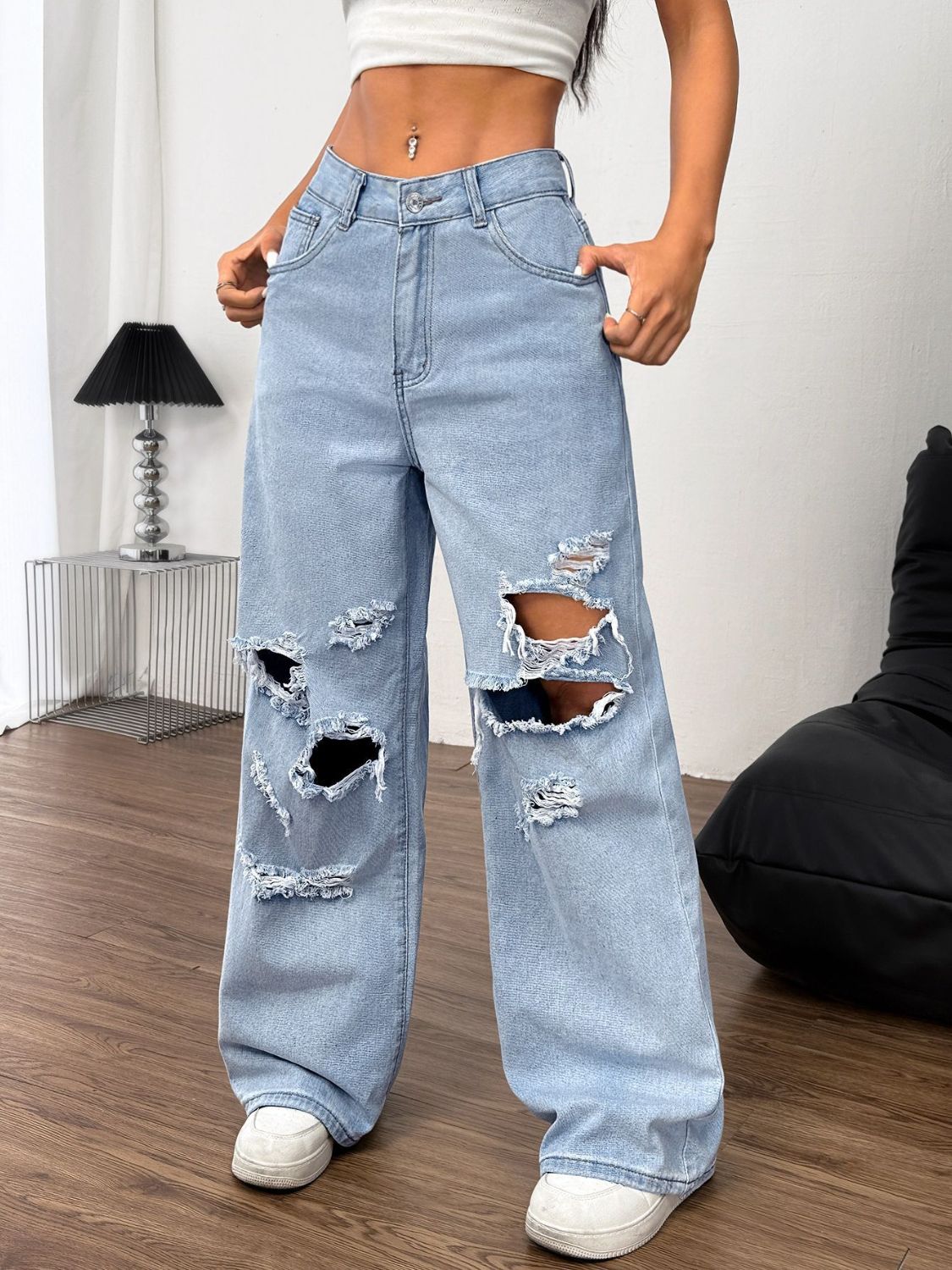 Women's Distressed Wide Leg Jeans