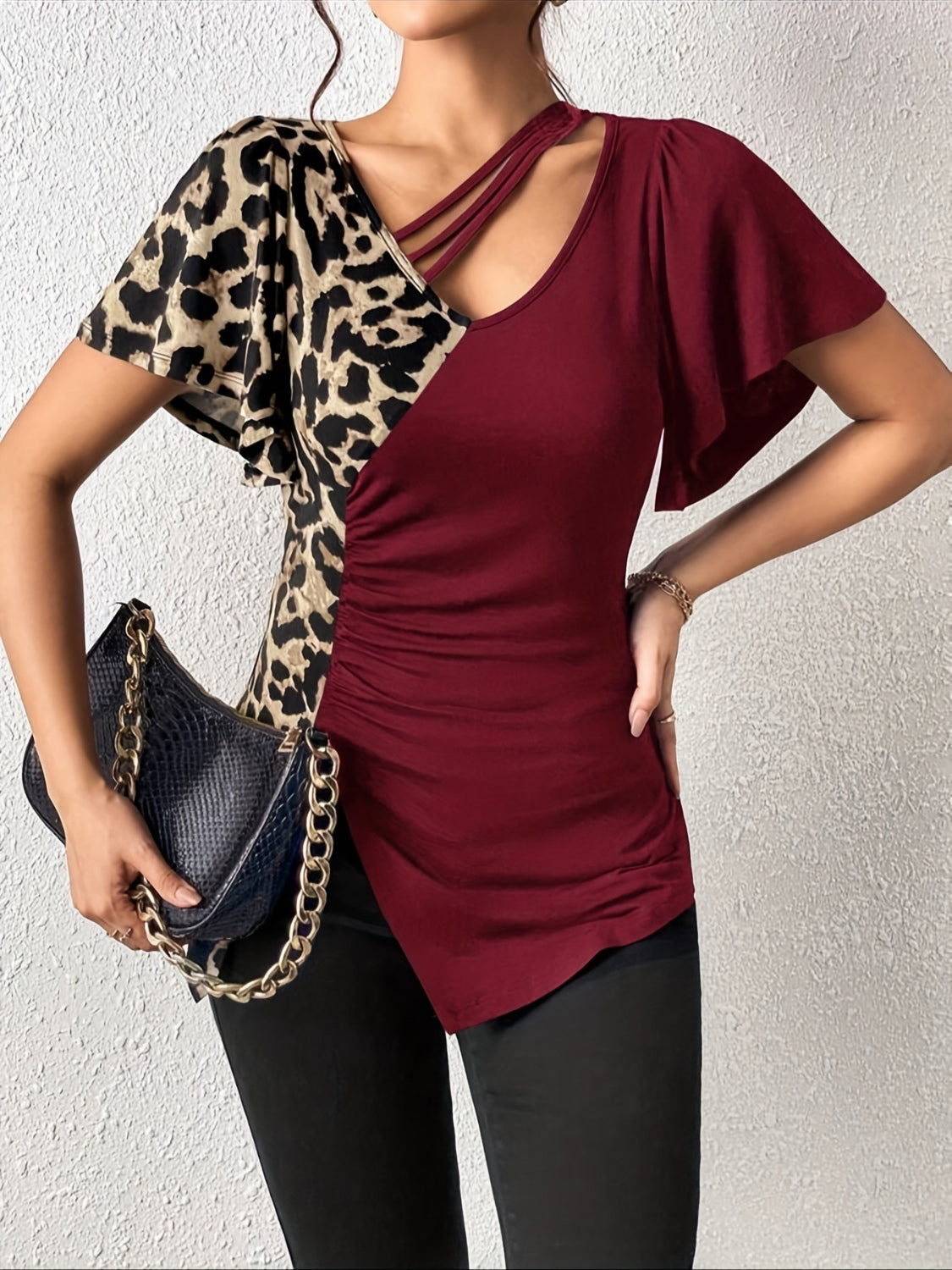 Women's Ruched Leopard Flutter Sleeve Top